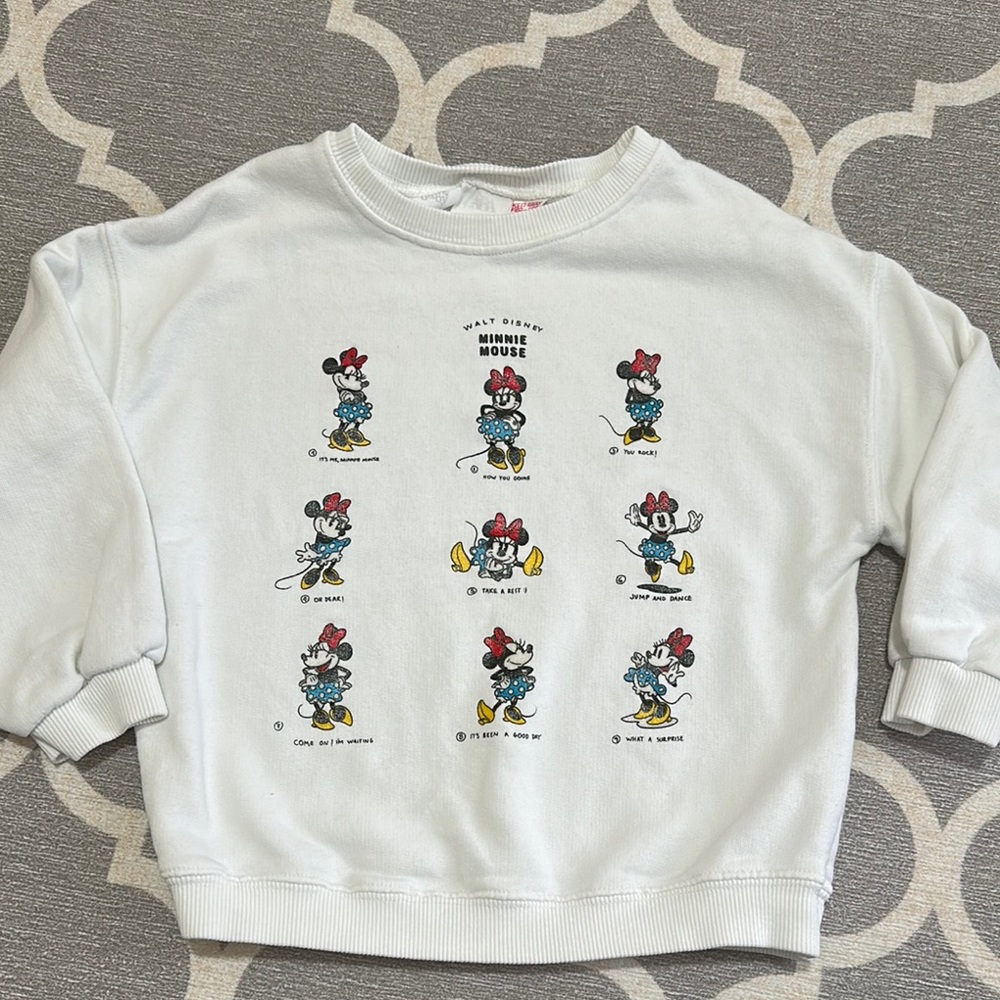 Zara & Disney White Sweatshirt with Minnie mouse